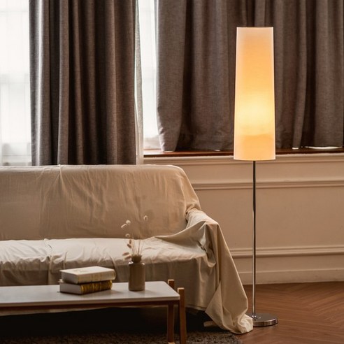 올루미 롱아일랜드 장스탠드, LED 전구색(노란빛)