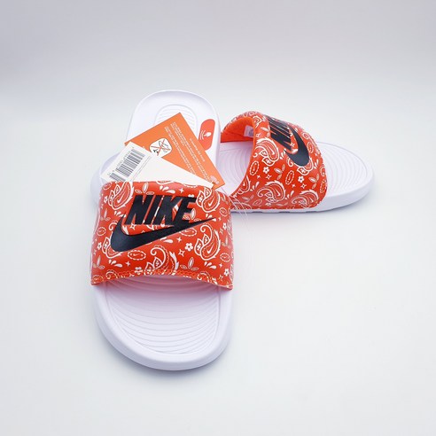 [나이키코리아 정품] NIKE W VICTORI ONE SLIDE PRINT 슬리퍼 (베나시/베네시) 화이트/레드 CN9676 800