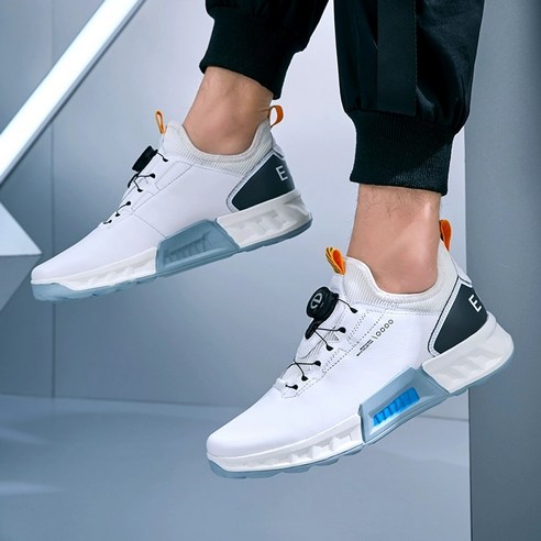 라운딩, 이제 물 웅덩이 걱정 없이! 발 뽀송함 지켜주는 마법 골프화 에코골프화남성