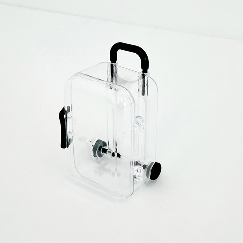 투명함 속에 빛나는 인형, 청년토이 인형캐리어