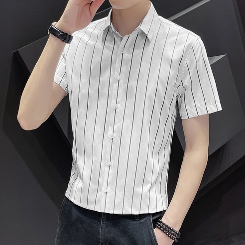 2021 새로운 흑백 스트라이프 셔츠 남성 반팔 캐주얼 모든 매치 셔츠 남자 반소매 유행 슬림 셔츠