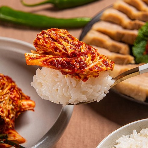 매콤한 맛과 풍부한 양념으로 맛있는 김치