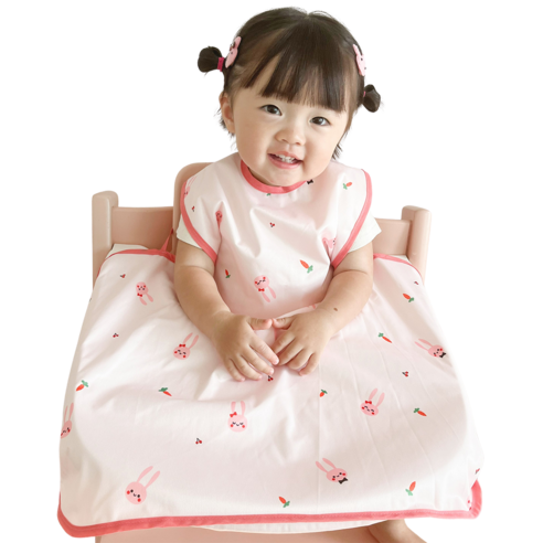 이유식 전쟁, 이제 그만! 벨베이비 식탁일체형 턱받이로 평화 되찾기 자기주도턱받이