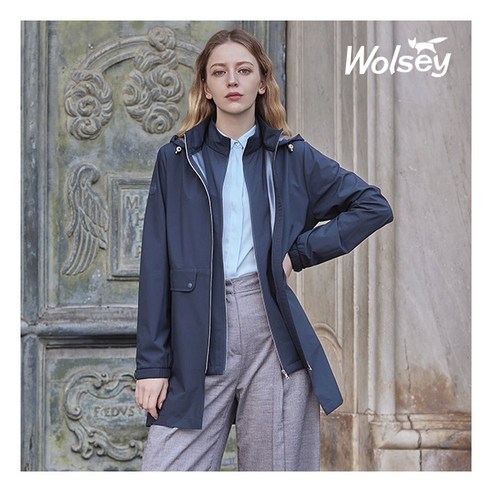 스타일과 실용성을 모두 갖춘 울시 트래블 쉴드 자켓 베스트 세트