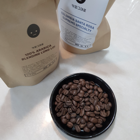 커피 애호가를 위한 신선하고 고소한 100% 아라비카 블렌딩 롱로이 원두