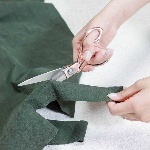 대경몰 정밀 재봉 미싱작업 청동가위 천 옷수선