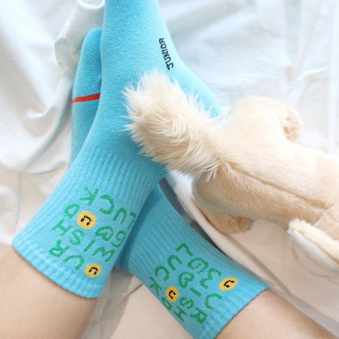 사랑스러운 토끼와 함께하는 편안한 하루, 꼬까참새 굿럭래빗 양말