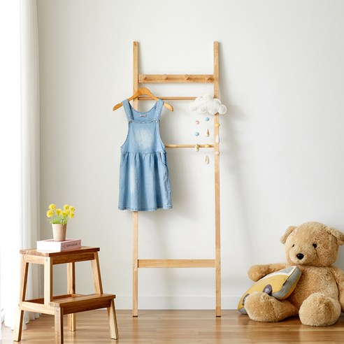 감성을 더하는 디자인, 나인홈 원목 사다리 행거