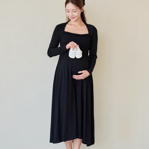 임산부의 아름다움을 담아낼 셔링 원피스, 만삭 사진부터 하객룩까지 완벽하게!