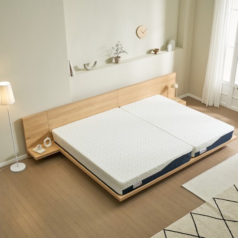 편안한 수면을 위한 독립스프링 매트리스와 함께 제공되는 평상형 침대