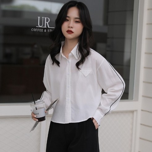 SU 레트로 화이트 폴로 칼라 셔츠 여성 긴 소매 한국 스타일 우아한 새로운 짧은 세련된 탑 디자인 감각 틈새