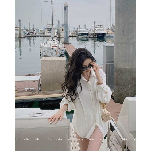 리던 화이트 오버핏 셔츠 블라우스