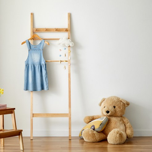 감성을 더하는 디자인, 나인홈 원목 사다리 행거