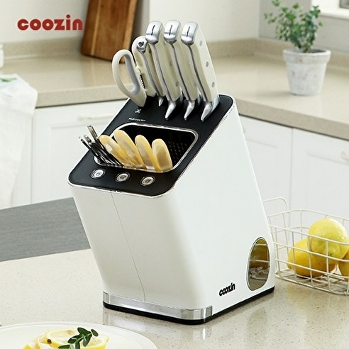 쿠진 나이프케어 살균건조기로 주방 위생을 혁신하고, 에지리 나이프세트로 요리의 품격을 높이세요.