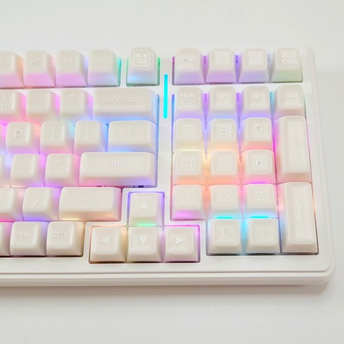 손끝으로 전해지는 아날로그 감성, 스마일준 백옥 도자기 키캡