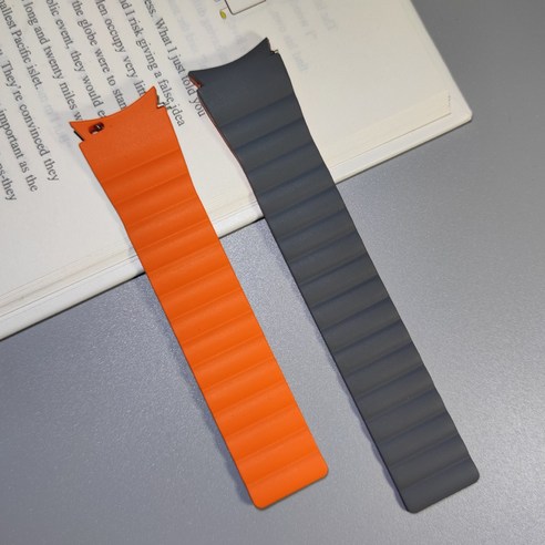 실리콘 마그네틱 삼성 갤럭시 시계 4 밴드, Grey+Orange, Galaxy Watch4 40mm