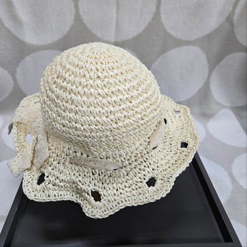 햇볕 아래 우리 아이, 아가방 란스칼럽 밀짚챙모자로 시원하고 스타일리시하게!