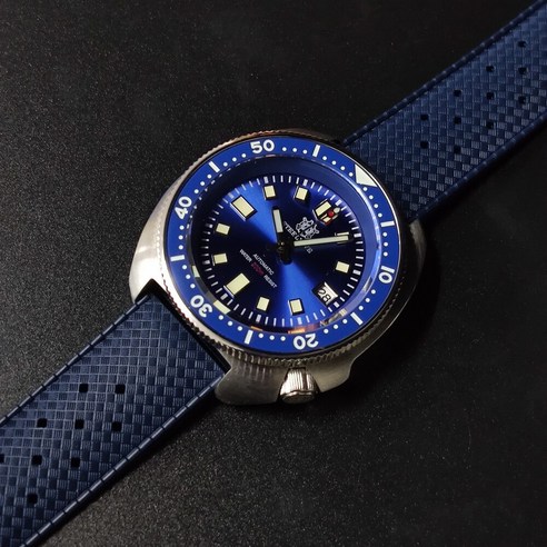 SD1970 Steeldive 브랜드 트로픽 스트랩 44MM 스테인레스 스틸 케이스 사파이어 남성 NH35 다이브 시계 세라믹 베젤