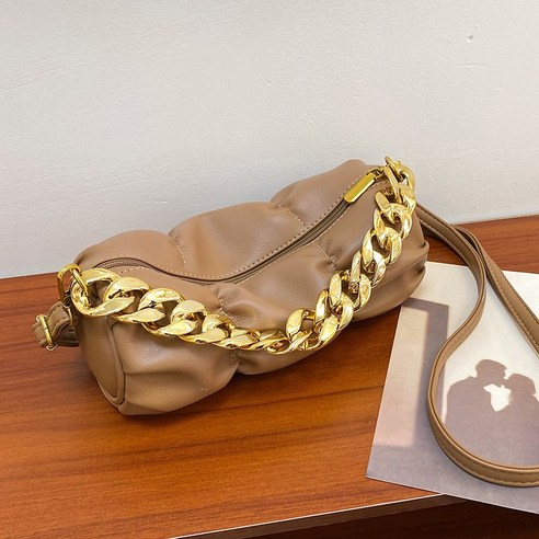 미니 디자인 여성용 가방 트렌디 가을 크로스백 고급스러운 체인 주름 원통 가방