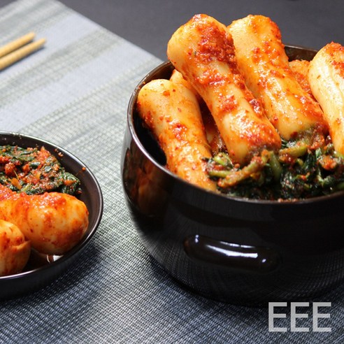 맛있는 국내산 김치로 식탁 풍성하게
