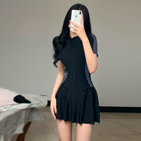 품질과 스타일을 겸비한 심플 원피스 수영복