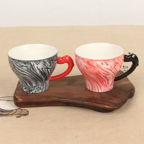 사랑을 속삭이는 두 개의 멜로디, 컬러 커플 에스프레소잔 에스프레소잔