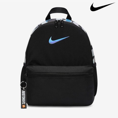 반짝이는 홀로그램 디자인으로 아이의 꿈을 담아줄 나이키 미니 백팩