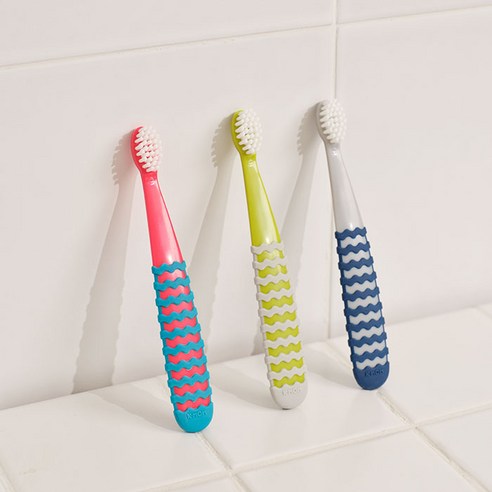 케이맘 키즈 칫솔: 자녀의 건강한 미소를 위한 필수품