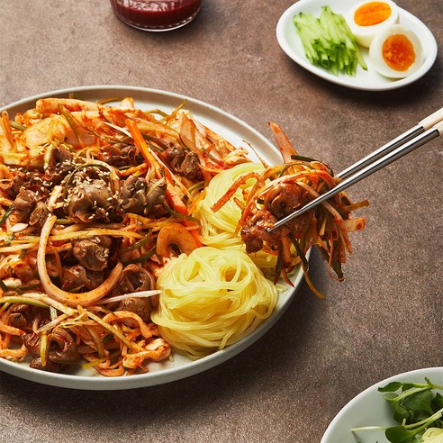 특별한 경험을 선사하는 골뱅이무침 밀키트