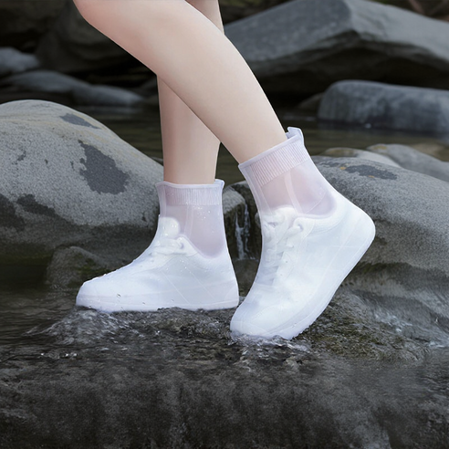 빗물 걱정 없이 뽀송한 발로, 실리콘 신발 방수 커버