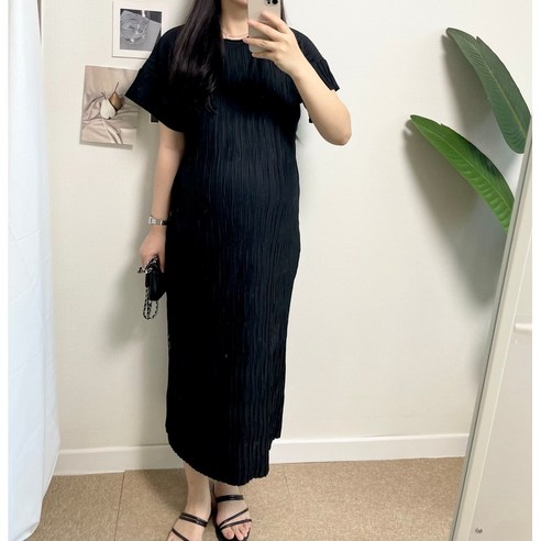 편안함과 스타일을 동시에! 임신 중에도 빛나는 당신을 위한 마법 원피스