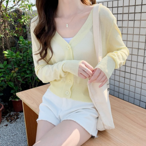 여름을 위한 편안함과 세련됨: PARKSMONG 여름가디건