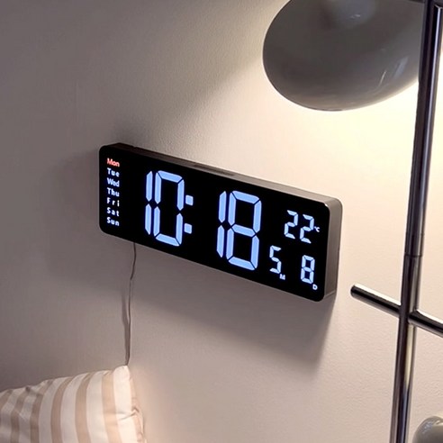 시간을 예술로 승화시키는 벨레스 디지털 벽시계