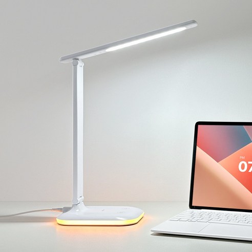 브로닉 레인보우 LED 책상 스탠드: 더욱 밝고 효율적인 학습 환경을 위한 궁극적인 조명 솔루션