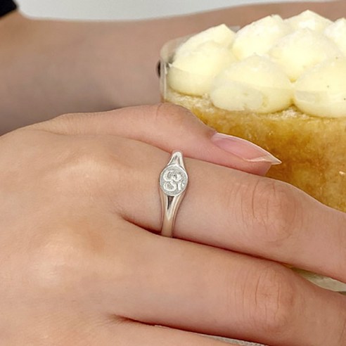 옴자의 신비한 상징과 행운의 전령: 반지소 실버925 옴자 반지