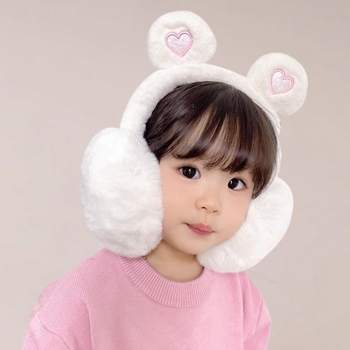 귀마개를 통해 아이들의 귀를 보호하고 따뜻하게 할 수 있는 하트 퍼 귀도리 예쁜 아동 겨울 방한 모자