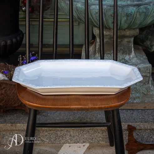 로젠탈 마리아: 시간을 초월하는 우아함으로 식탁을 예술 작품으로