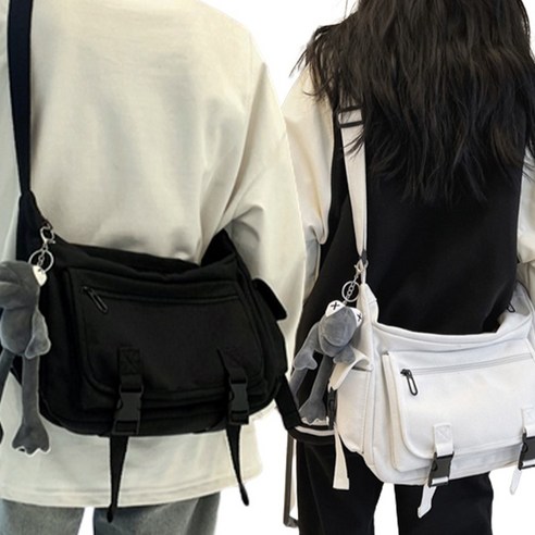 세련된 디자인과 뛰어난 실용성을 겸비한 가성비 최고의 캔버스 메신저백