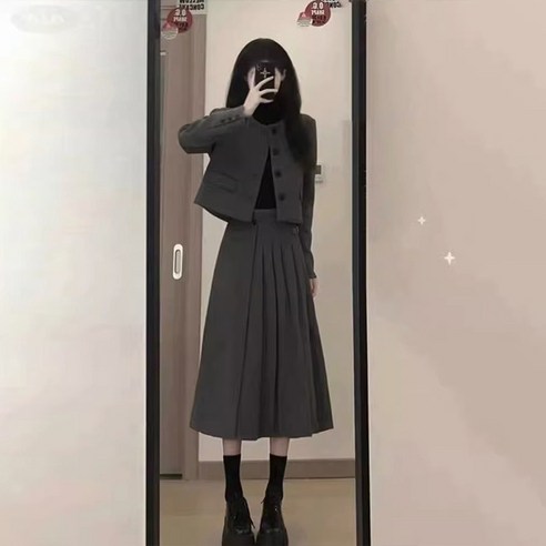 이번 가을, 가장 스타일리시한 여성이 되고 싶다면 이 자켓을 놓치지 마세요!
