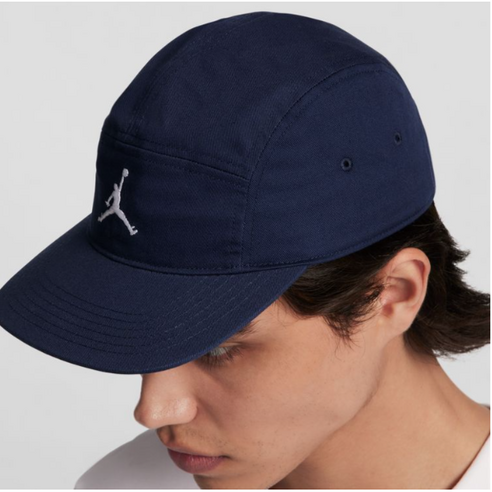 자유로운 질주를 위한 완벽한 동반자, 나이키 조던 플라이 캡