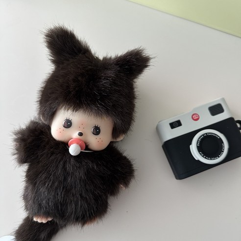 앙증맞은 매력, 몬치치 쪽쪽이 인형 키링: 일상에 사랑스러움을 더하다 몬치치