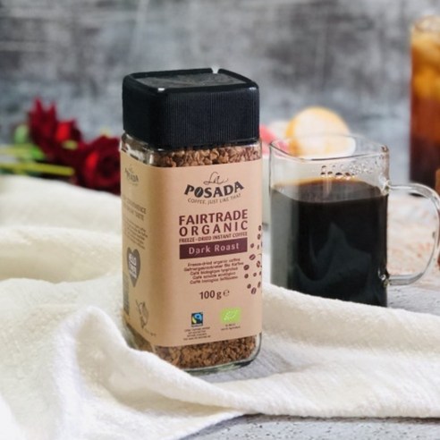 진한 로스팅의 유기농 공정 무역 다크 로스트 커피