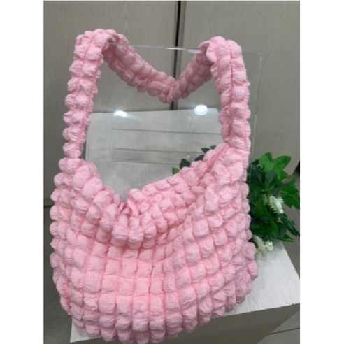 보글리 퀼팅 크로스백 구름가방 핑크계열, 퀼팅 디자인으로 세련된 스타일!