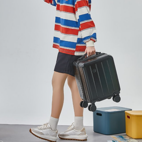 14인치 미니 캐리어와 함께 가볍고 즐거운 여행을!
