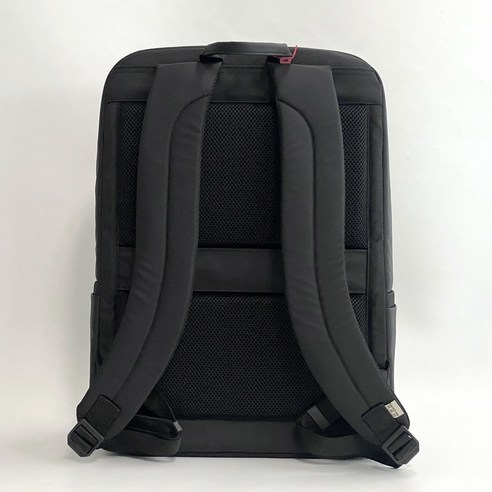 뛰어난 품질과 스타일의 만남: 쌤소나이트 레드 마론 백팩