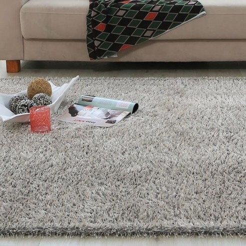 포근함과 스타일을 모두 갖춘, 가성비 최고의 샤기 카페트