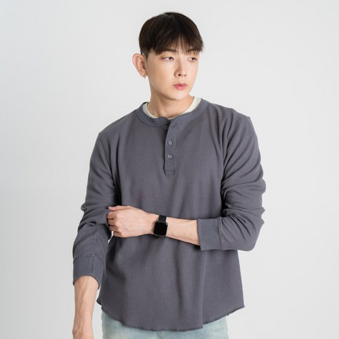 남성의 필수 아이템: 나타났다 와플 헨리넥 긴팔 티셔츠