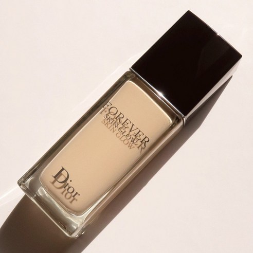 디올 포에버 스킨 글로우 24H 웨어 래디언트 파운데이션 DIOR FOREVER SKIN GLOW Radiant foundation - 24h wear and hydration, 2.5W, 1개