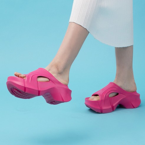 구름 위를 걷는 듯한 편안함, 신수지 에어로브 비글 슬라이드 핑크