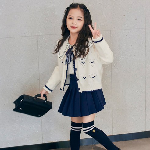 사랑스러운 우리 아이를 위한 완벽한 선택, 몽키카카 여아 주니어 스쿨룩 3종 세트!